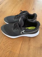 Neuwertige schwarze Nike Sneaker Star Runner Gr. 40 Nordrhein-Westfalen - Havixbeck Vorschau