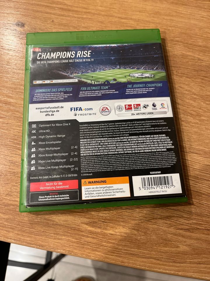 Fifa19 Xbox one in Kevelaer