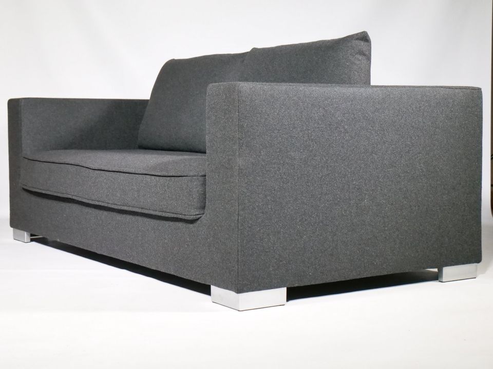 LIGNET ROSE Design Sofa Couch Zweisitzer WIE NEU in Mainz