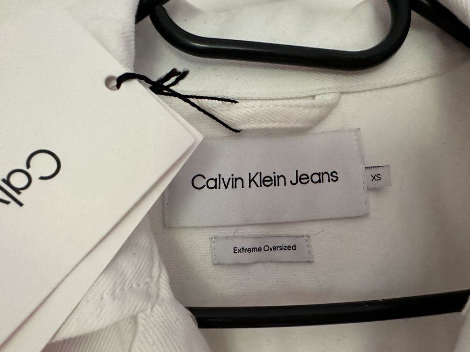 Jeans Jacke Calvin Klein in Leichlingen