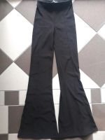 Schlaghose schwarze Hose Bershka Größe XS/32 34 Nordrhein-Westfalen - Gelsenkirchen Vorschau