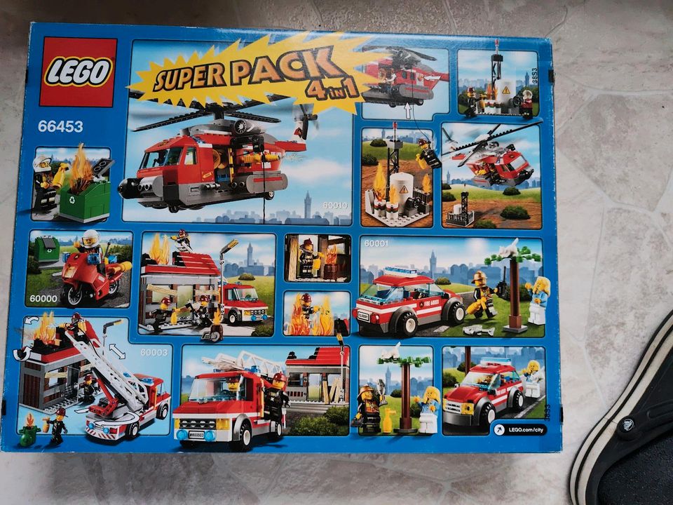 Lego City 66453 Super-Pack; 60000, 60001, 60003, 66453 in Metelen