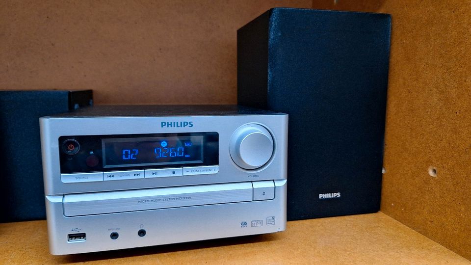 PHILIPS Micro Music System MCM2000 Kompakt Anlage Stereo in Hannover