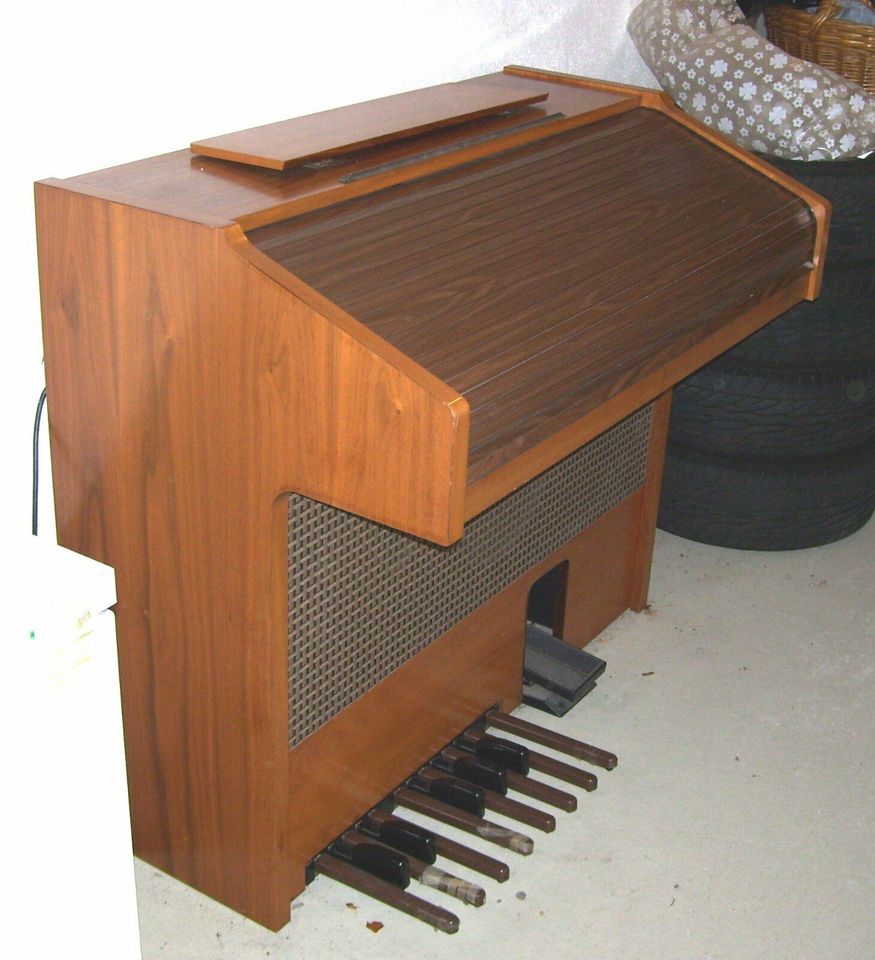 Heimorgel Farfisa Model FK-40 Orgel Klavier Keyboard Piano Tasten in Langenselbold