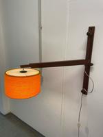 Wandlampe DDR Leuchte Holz 60er 70er Orange Schwenkbar Berlin - Lichtenberg Vorschau