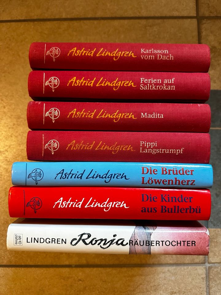 7 gebundene Bücher von Astrid Lindgren - Madita - Pippi - Ronja in Walldorf