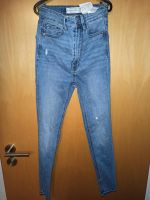 Stradivarius Jeans Gr. 36 NEU Bayern - Salzweg Vorschau