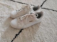 Puma Schuhe weiß Gr 41 42 Baden-Württemberg - Michelbach an der Bilz Vorschau