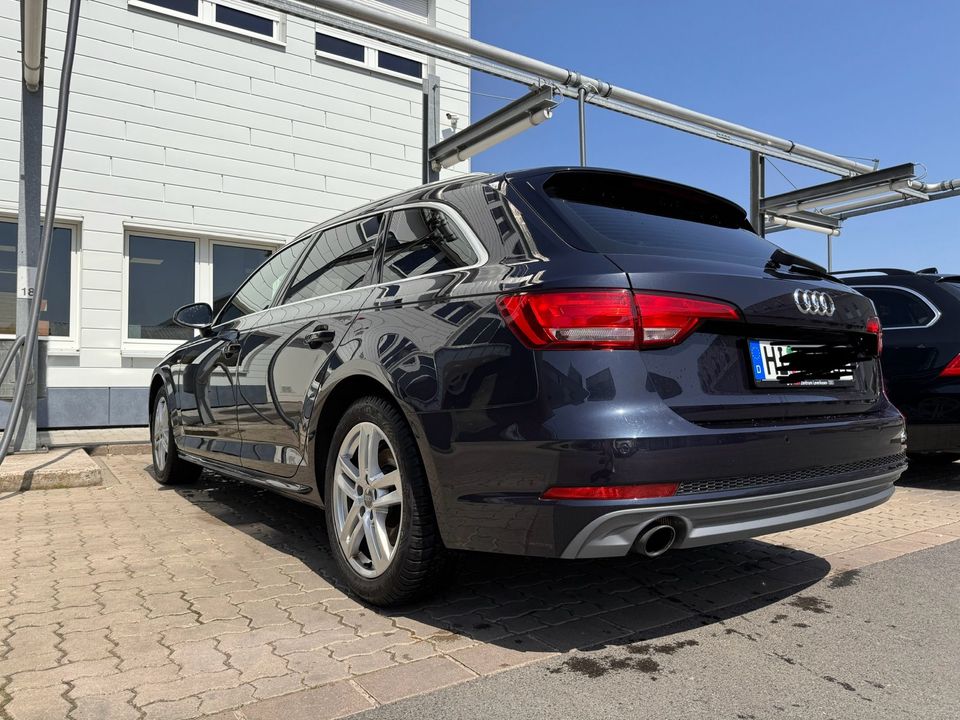Audi a4 S Line Vollleder ! Sehr guter Zustand - Checkheftgepflegt in Göttingen