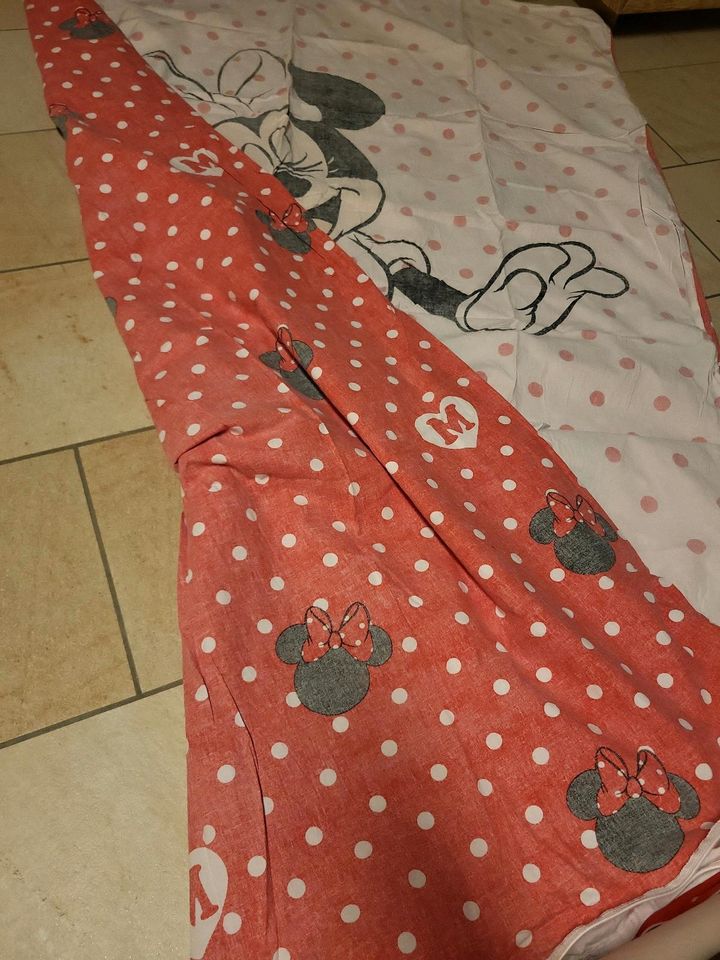 Minnie Mouse Bettwäsche wendebettwäsche nachtleuchtend 135×200 in Kröning