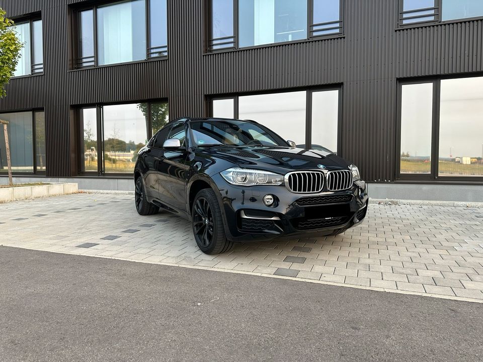 BMW X6 M50D in Friedrichshafen
