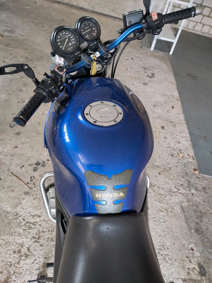 Honda CB 500 metallic blau gedrosselt (35kW) in Grevenbroich