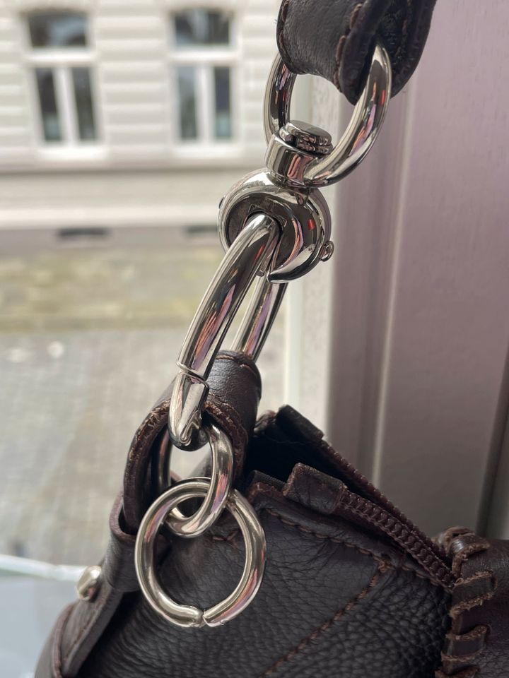 Coccinelle tolle Handtasche aus Leder, dunkelbraun, Two in One in Neuss