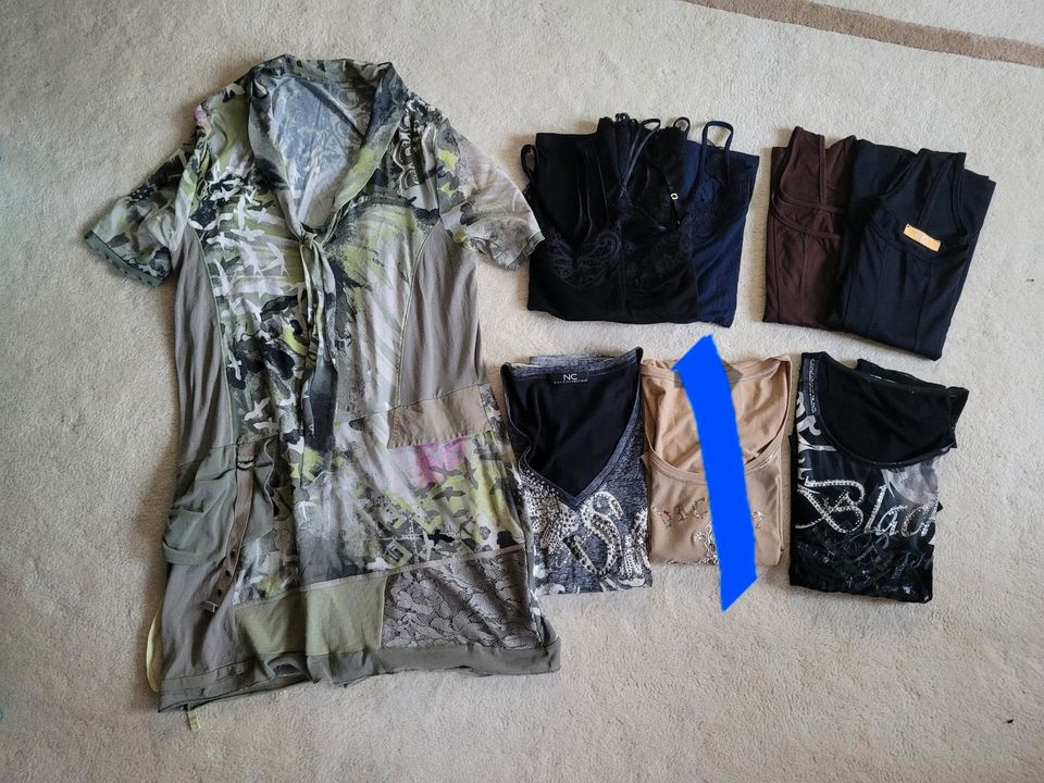 Marken-Paket Shirts, Tunika, Tops, Gr. 44/XXL in Wittstock/Dosse