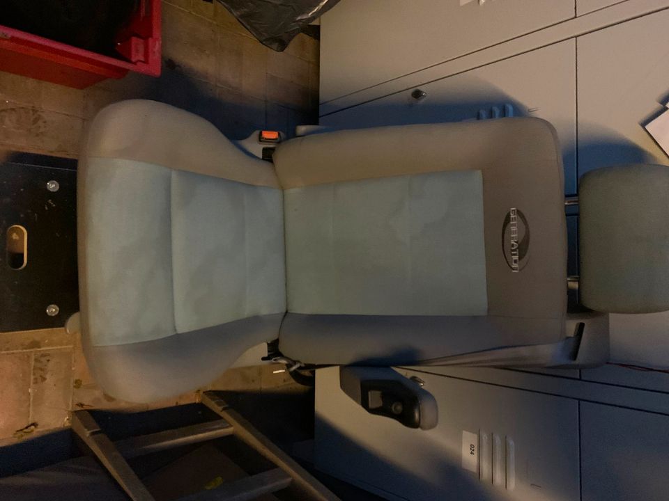 VW T4 Sitze hinten Multivan Generation 2 Stck in Thumby