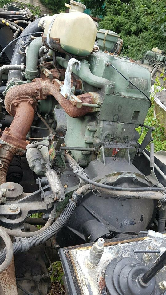 Unimog Motor OM 352 A mit ca. 170 PS  erst 35000 Km, 6900,- netto in Lienen