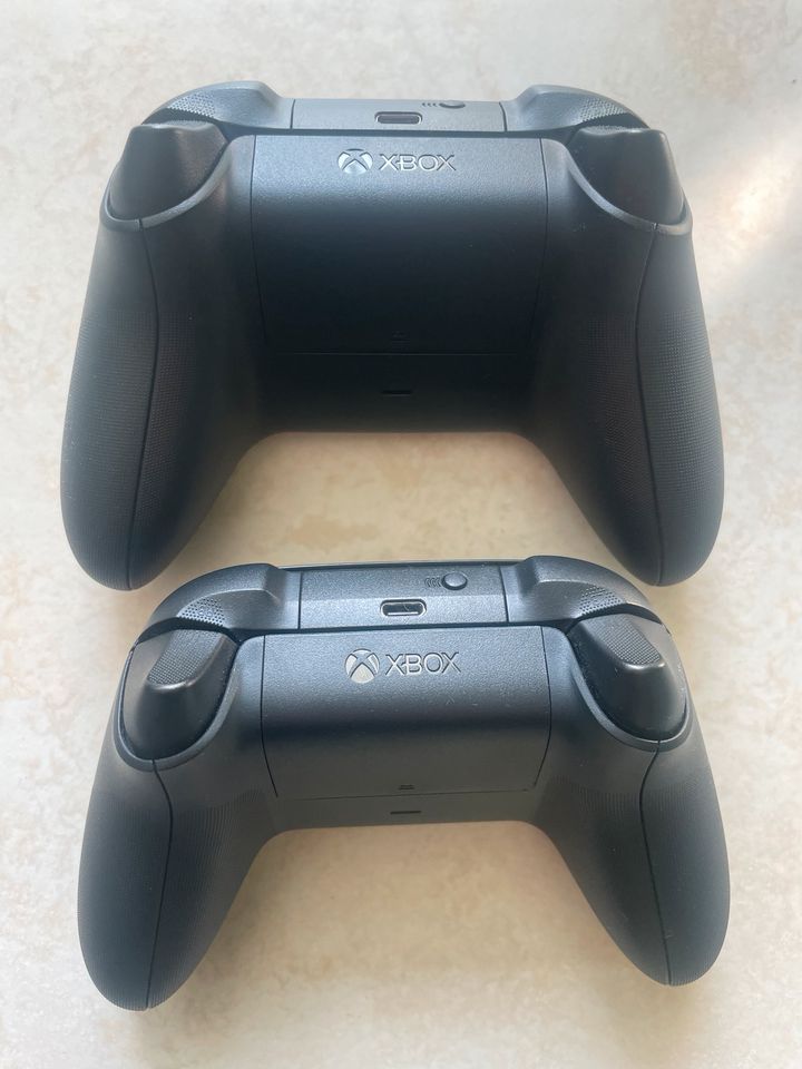 2x Xbox Wireless Controller (Series x) in Kunreuth