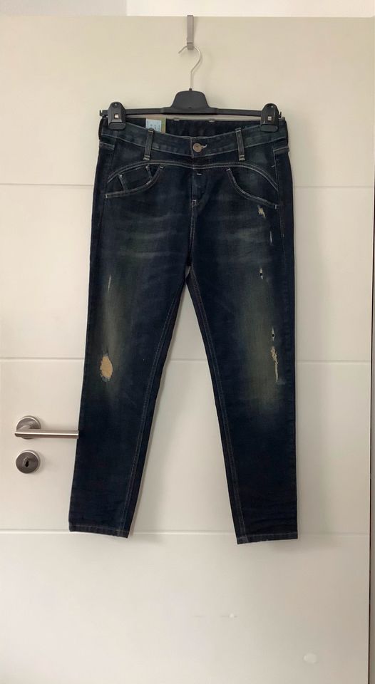 Benetton Boyfriend fit Jeans W28 neu in Bremen