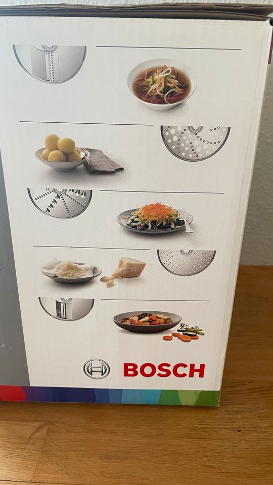 NEU Bosch Optimum9 Zubehör Durchlaufschnitzler MUZ9VL1 VeggieLove in Sankt Augustin
