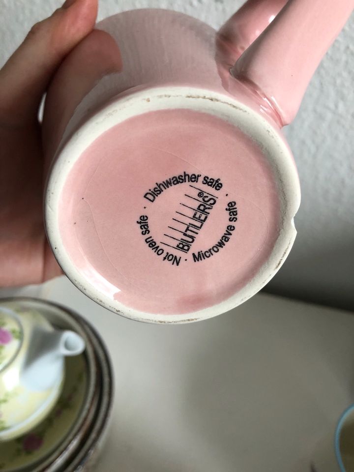 Becher groß XL von Butlers rosa Keramik Kaffee Café Steingut in Hamburg