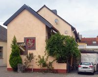 Urmitz/Rhein: Charmantes, gemütliches Einfamilienhaus mit Terrasse, Carport und Fotovoltaik-Anlage Rheinland-Pfalz - Urmitz Vorschau