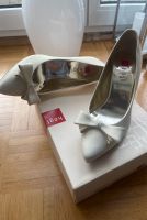 Pumps von högel mit Swarovski Steinen Nordrhein-Westfalen - Alfter Vorschau