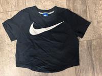 Nike Croptop Niedersachsen - Westoverledingen Vorschau