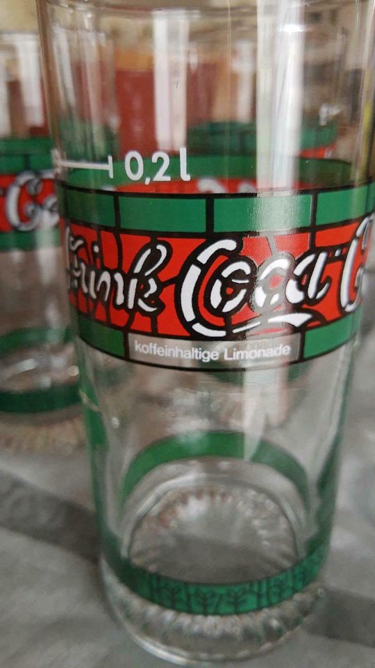 5 Coca Cola Gläser alt Vintage Tiffany grün in Wesel