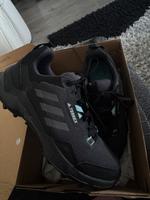 Adidas Sneaker zu verkaufen – top Zustand Bayern - Selb Vorschau