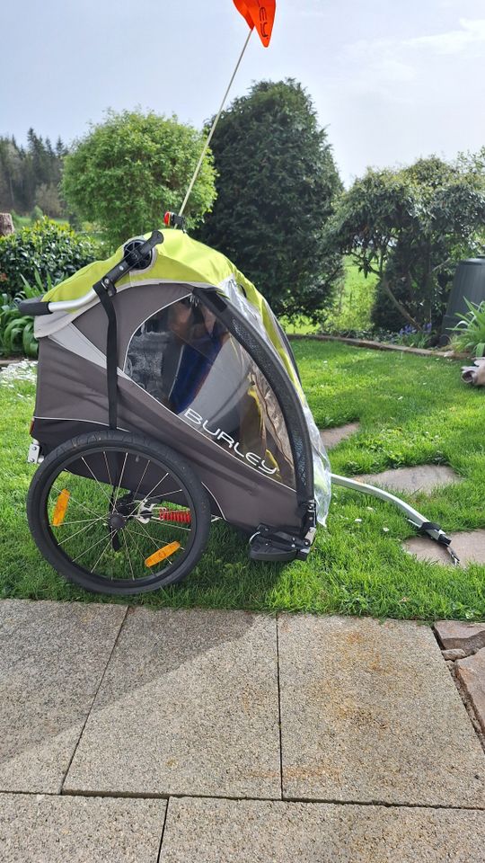 Burley Fahrrad-Kinder-Anhänger D`Lite in Nagold