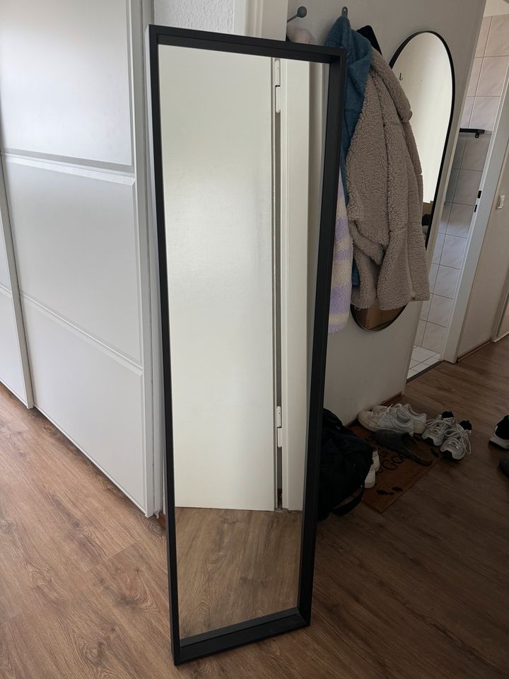 IKEA Spiegel „Nissedal“ schwarz 40x150 cm in Nürnberg (Mittelfr)