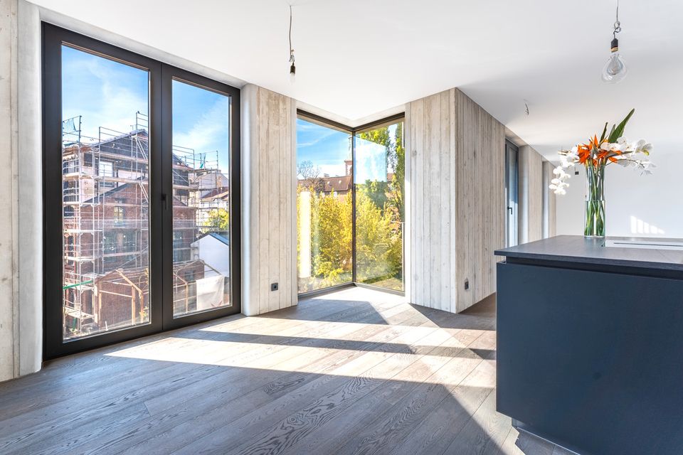 Dörnbergstraße: Puristisch und modern. 3 Zimmer-Luxus-Wohnung mit Balkon in Kassel
