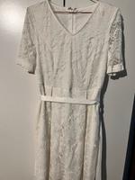 Brautkleid APART Standesamt Gr. 40 Dresden - Cotta Vorschau