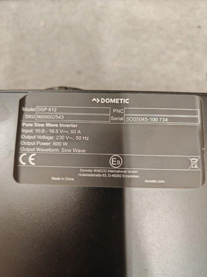 Dometic SinePower DSP 612 Sinus-Wechselrichter, 12V, 600W in Frankfurt am Main