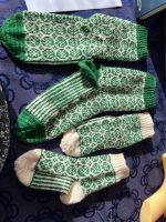 2 Paar Gestrickte Socken  38/39  u  26/27 zusammen Saarland - Lebach Vorschau