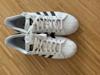 Adidas Superstar weiß Gr. 42 Bayern - Bergrheinfeld Vorschau