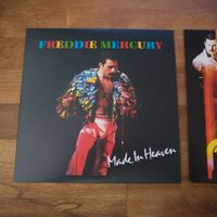 Freddie Mercury 2 Vinyl Singles gelb/orange und rot Frankfurt am Main - Altstadt Vorschau