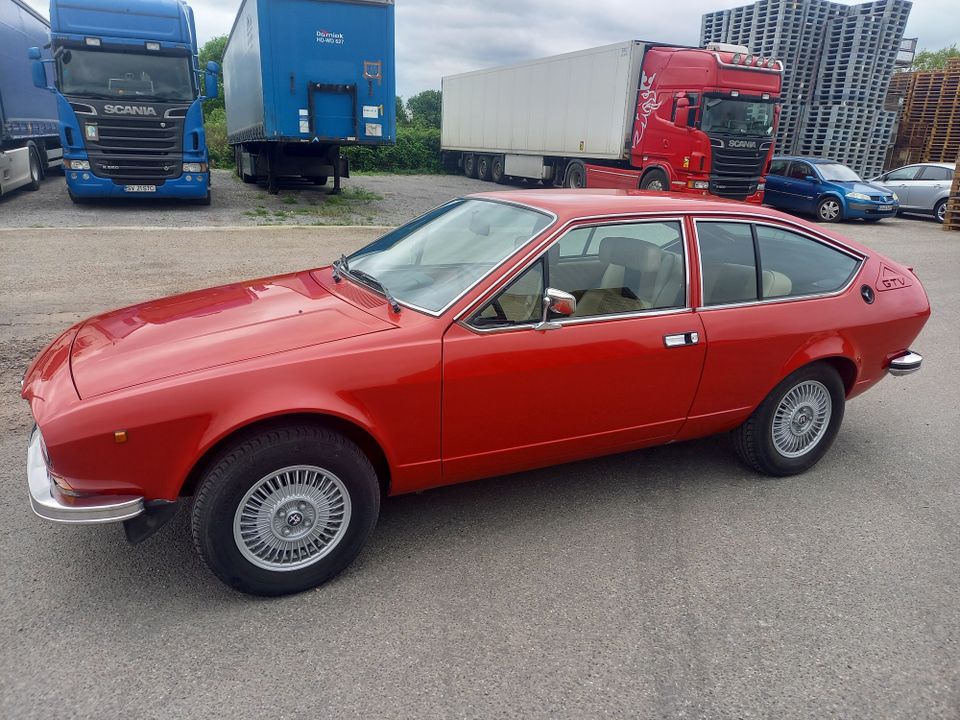 Alfa Romeo Alfetta 1.6 GTV Originalzustand ungeschweißt in Bruchsal