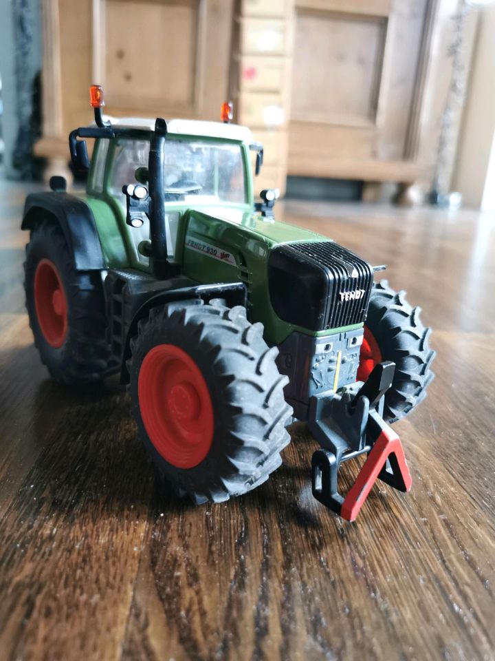 SIKU Control Fendt 930 m. 6701 Modul Fernbedienung RC Traktor in Kierspe