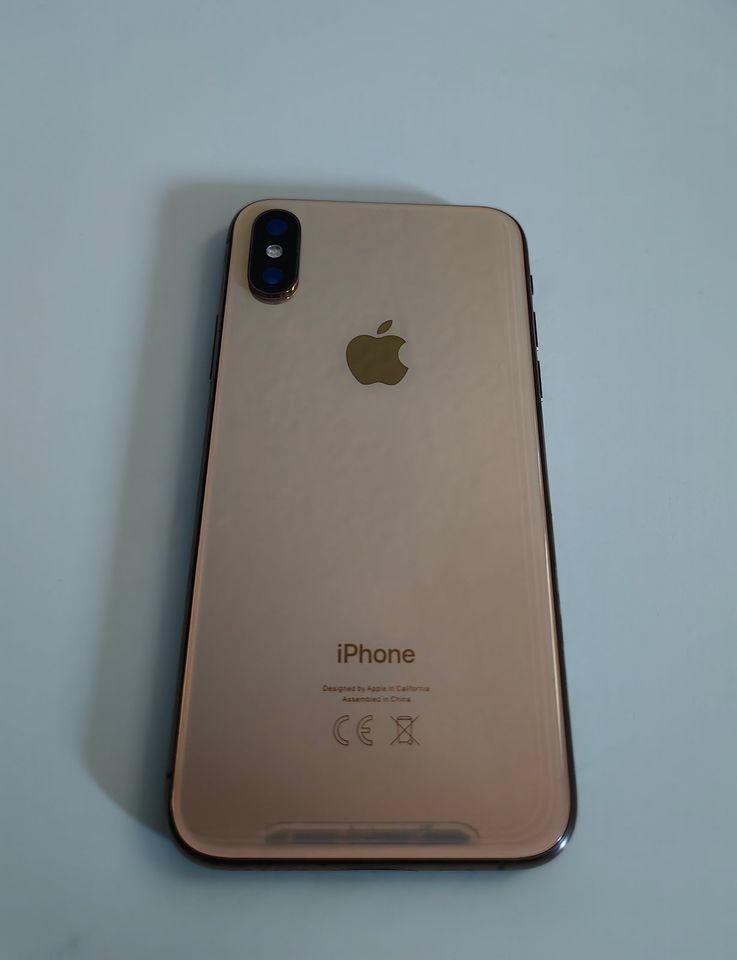 iPhone XS Gold 64GB | 97% Akku | Mit viel Zubehör in Berlin