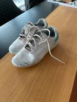 Hallen Turnschuhe Puma AMG Petronas Größe 42 Niedersachsen - Friedland Vorschau