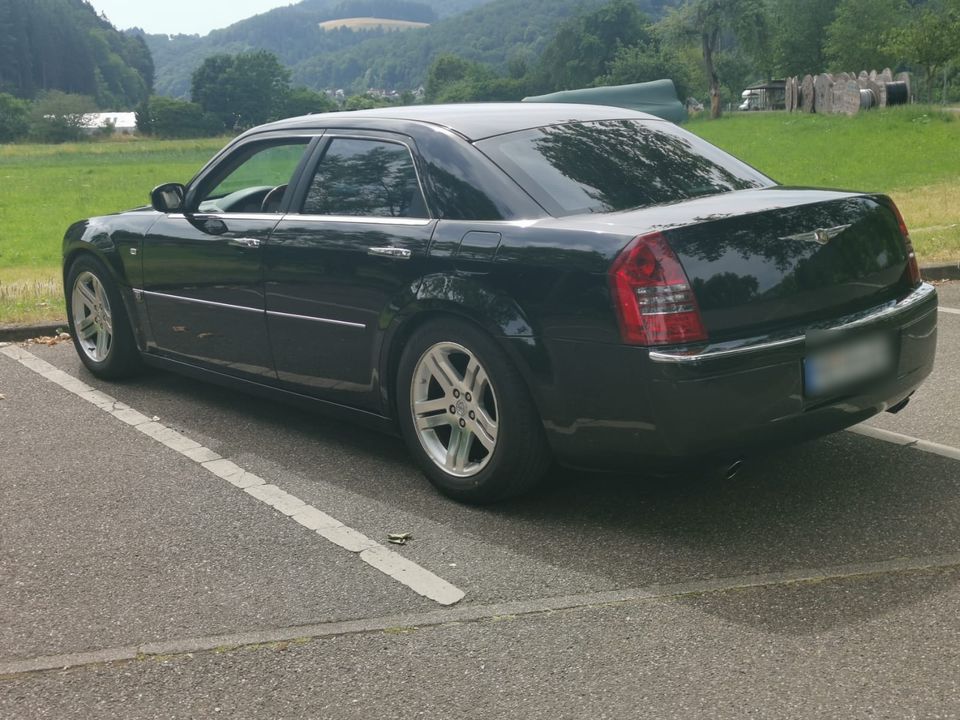 Chrysler 300 c in Eberbach