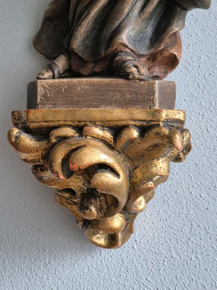 Madonna mit Jesuskind , handgeschnitzt, handbemalt aus Südtirol in Augsburg