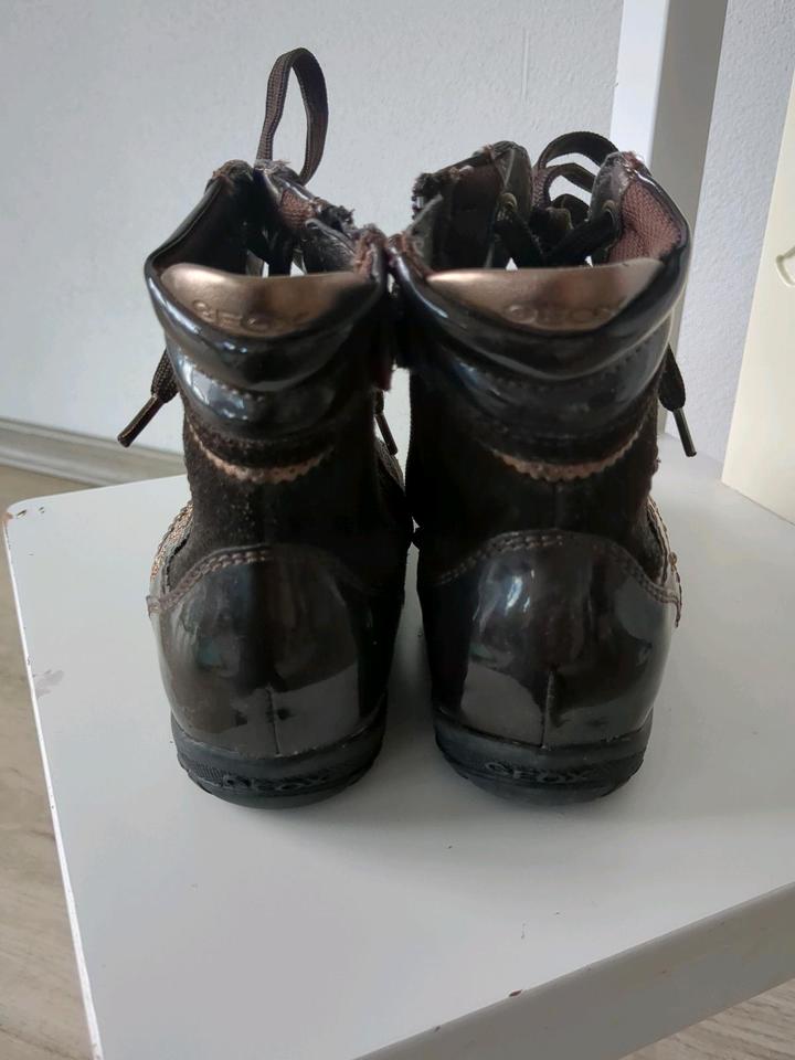 Zuckersüße Halbschuh * Geox *Braun *Lack/Steinchen*Gr.28 *wie Neu in Bad Kötzting