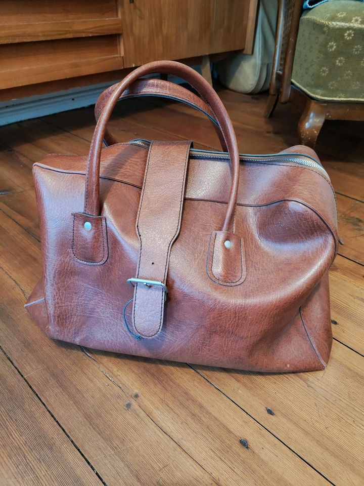 Vintage braune Ledertasche in Berlin