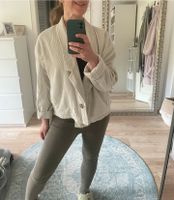 Zara Oversize Cordjacke XS S beige Übergangsjacke Nordrhein-Westfalen - Radevormwald Vorschau