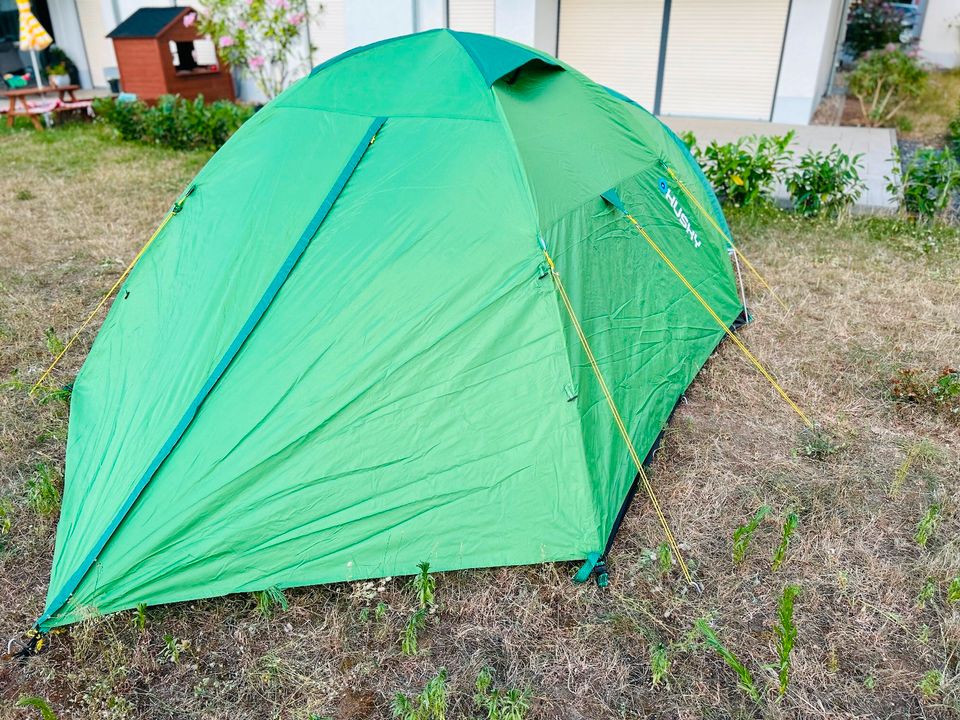 Husky Zelt Baron 3 Green (3 Personen) + Zubehör (VERMIETUNG) in Hennigsdorf