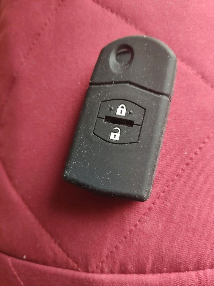 2 Tasten Schlüssel Cover Silikon Schutz Hülle Mazda Autoschlüssel in Lübbenau (Spreewald)