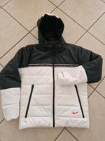Nike Air Therma Fit Jacke Gr.L, neu Bayern - Donauwörth Vorschau