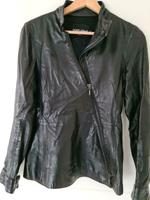 Lederjacke kurz Giorgio Armani Größe 38 schwarz Hessen - Dieburg Vorschau